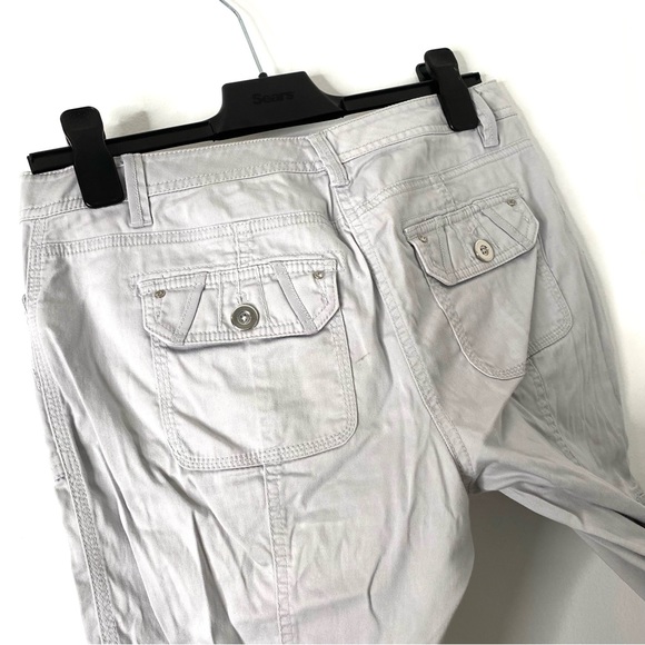 WHBM Grey Crop Leg Cargo Utility Pants - Picture 10 of 11
